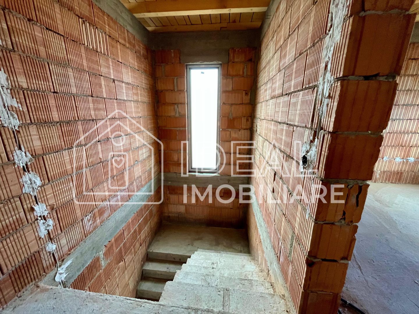 Casa individuala - 125mpu și 270mp curte | Sura Mica - Poză 15