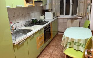 Apartament 2 camere, decomandat - zona Industriala (Sub Stadion) - Poză 3