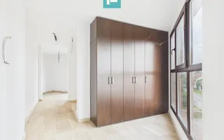 Clădire comercială în zona Grădiște - Poză 23