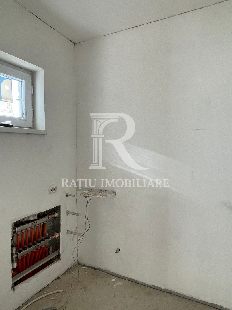 Casă cu 3 Camere | Semifinisată | Nojorid - Poză 6