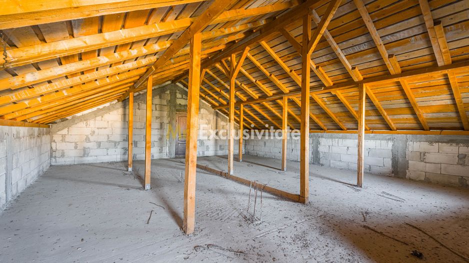 Casa Buturugeni de 3 camere plus mansarda - Poză 10