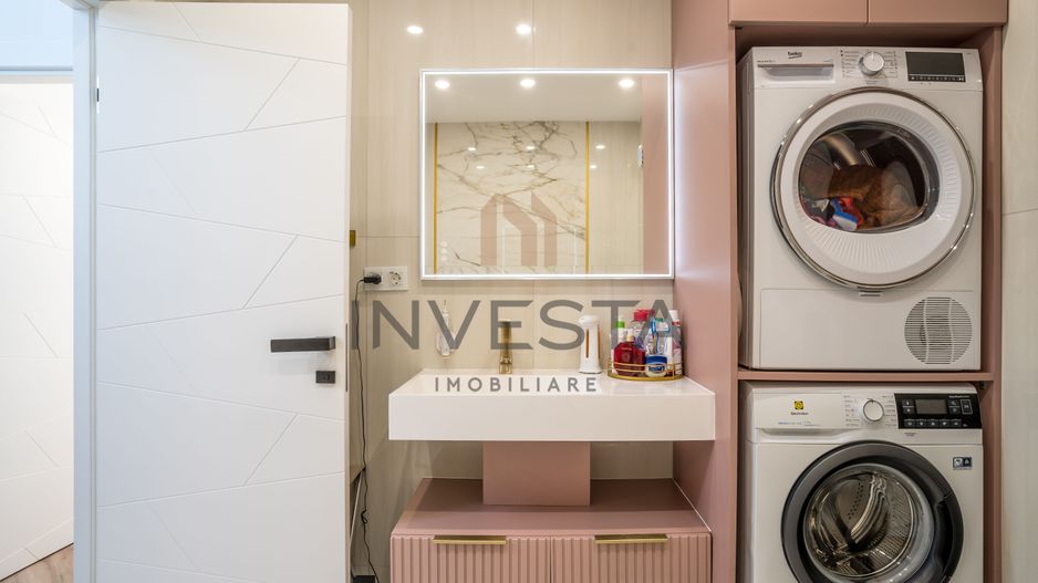 Apartament lux zona FSEGA! S-a investit in amenajare peste 80000 euro! - Poză 12