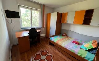 AP. 3 CAMERE - RAHOVA, CENTRALA PROPRIE, BUCATARIE INCHISA, PARCARE - Poză 4