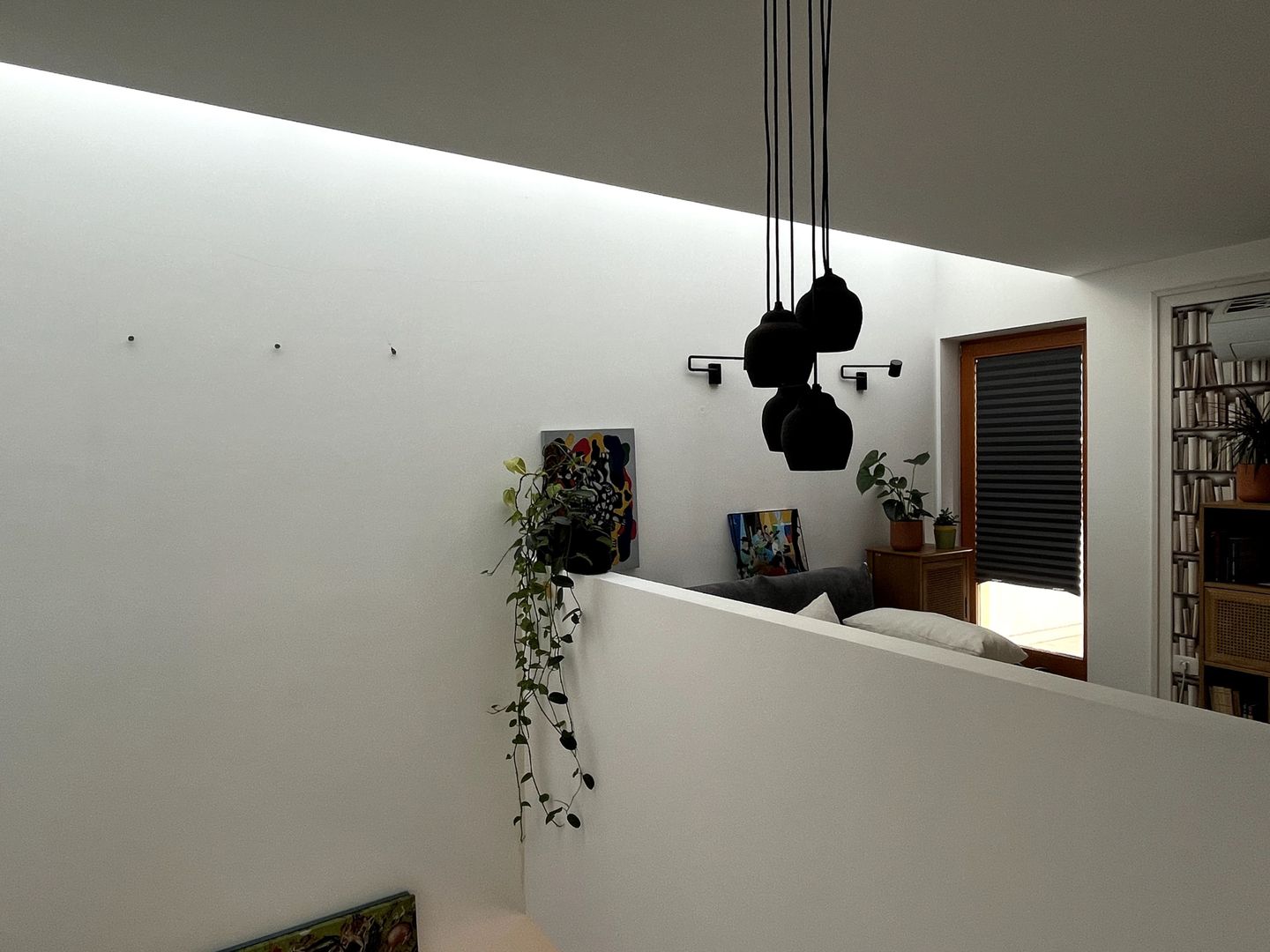 Locuinta spatioasa in triplex - Poză 16