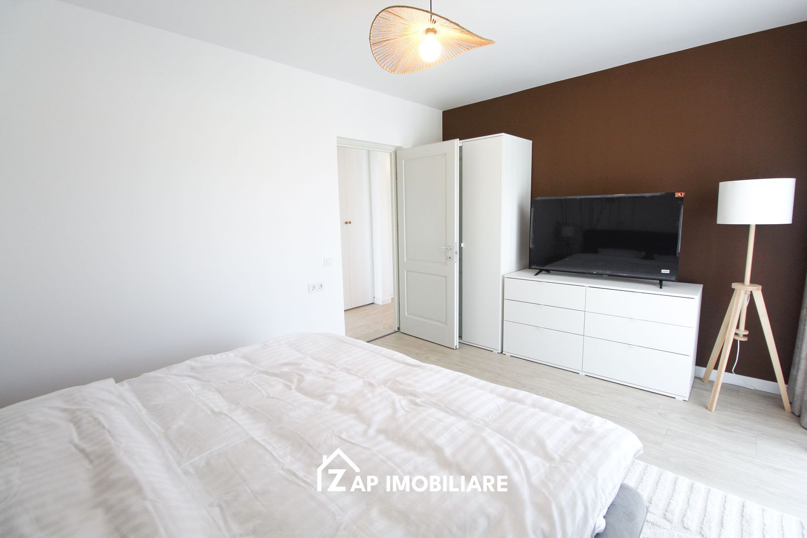 Ama Residence - Unirii  - Prima Închiriere - 2 Camere Lux + Parcare + AC - Poză 15