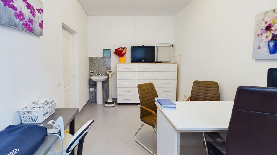 Spațiu Medical Versatil: Cabinet pentru 3 medici - Poză 2