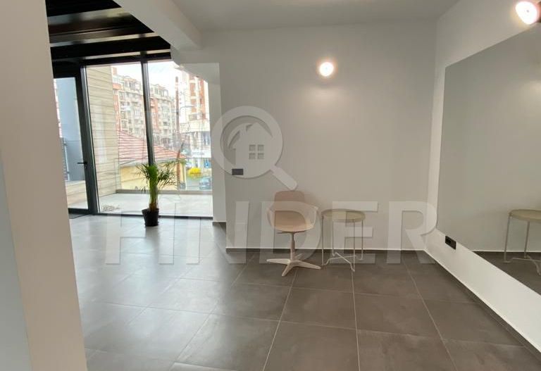 Vanzare cladire de birouri, 190 mp, zona Centrala - Poză 21