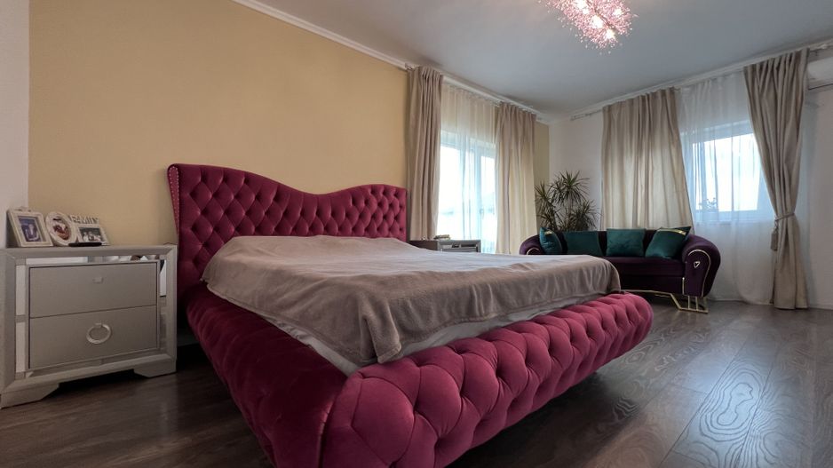 Vila lux cu curte - Mogosoaia (COMISION ZERO) - Poză 4