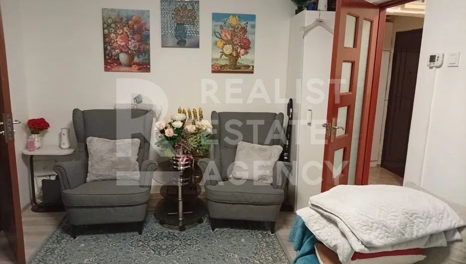 Vânzare, apartament cu 3 camere în zona Militari - Poză 2