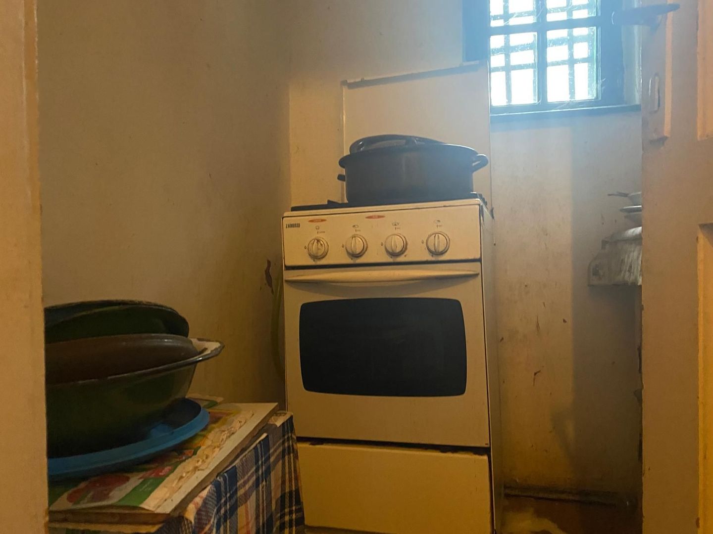 Proiect pentru dezvoltare sau locuire! Vanzare casa in Ulmi - Poză 10