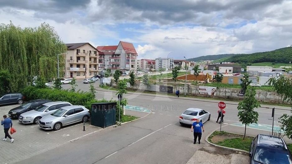 Apartament etaj intermediar / Zona Eroilor - Poză 12