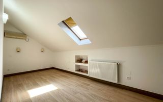 Amazing 6 Rooms Villa // Private Pool // 4 Parking Place / Erou Iancu Nicolae - Poză 47