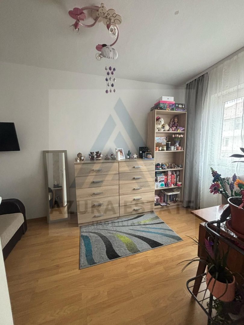 Apartament 2 camere bucatarie inchisa si baie cu geam pe Nicolae Iorga - Poză 4