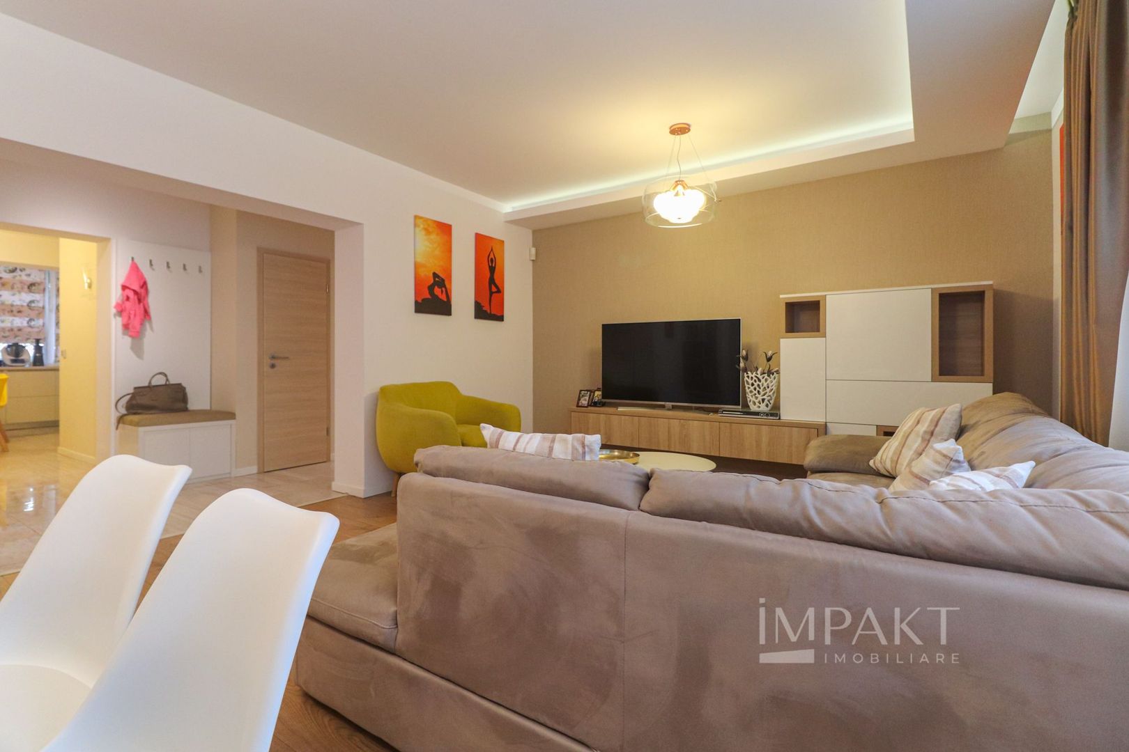 Apartament cu 4 camere in Plopilor vechi, confort sporit! - Poză 1