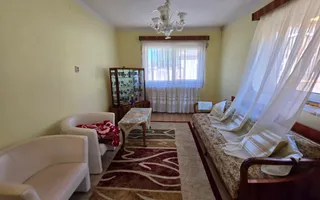 Casa cu 4 camere, 2024 mp teren, la asfalt, cu utilitati, Vintu de Jos - Poză 14