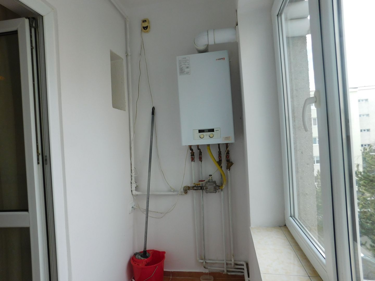 De închiriat apartament 2 camere decomandat, Zorilor - Poză 12