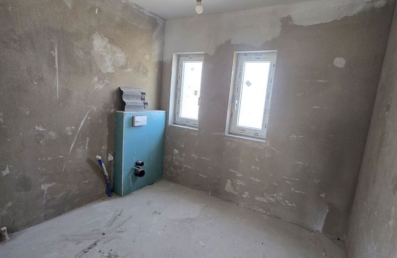 Giroc-Bld. Aviatiei | 5 camere | 3 bai | Bucatarie inchisa | Asfalt - Poză 10