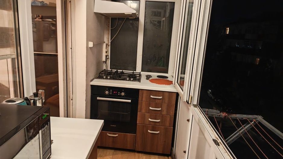 Apartament 4 camere- Rovine - Poză 4