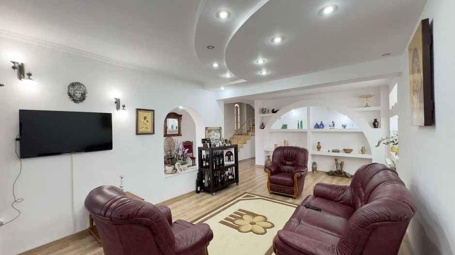 Casă 5 camere P+1 Teren 1010 mp Str. Agoșton - Carei - Comision 0% - Poză 15