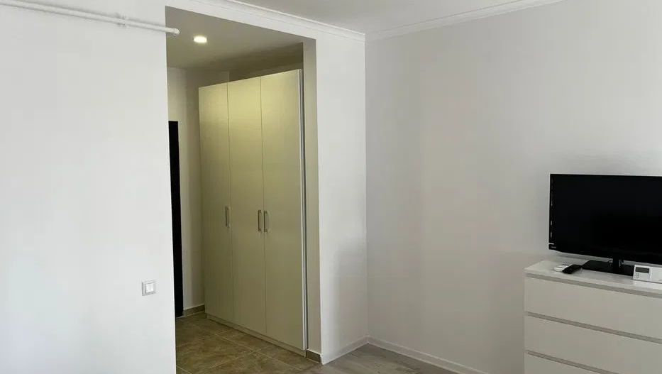 Garsoniera de inchiriat Militari Residence - Poză 7