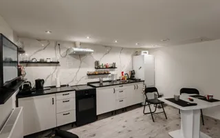 SANPETRU .Casa pretabila 2 familii ( Parinti + copil),singur in curte. - Poză 20