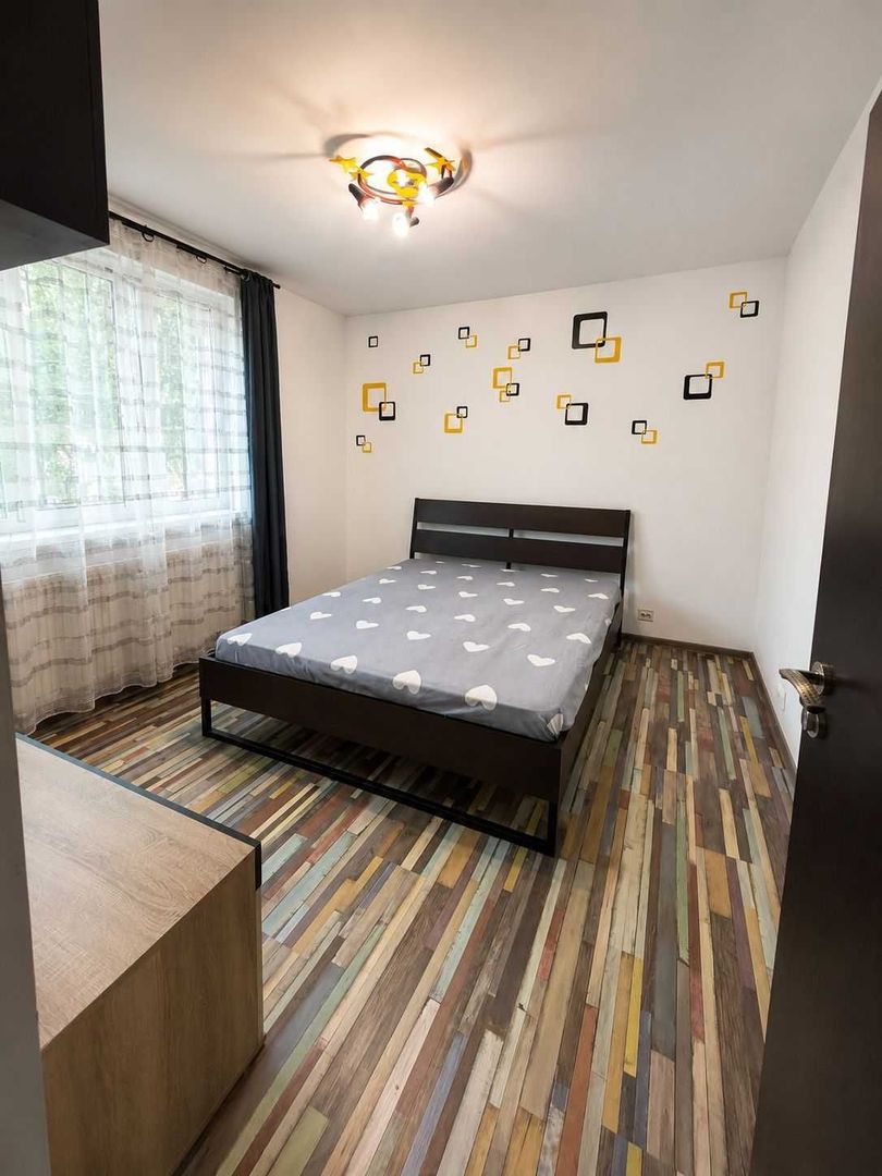 Apartament 2 camere de vanzare Drumul Taberei - Poză 2