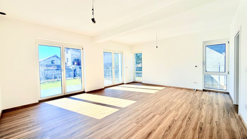 Casa parter prima închiriere – liniste si acces rapid spre centru - Poză 1