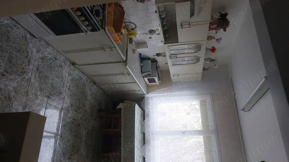 BRASADAS vinde ap 2 cam etaj 4/4 in Micro 16. - Poză 4