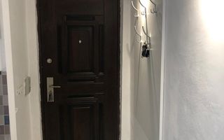 garsoniera | mobilat si utilat | aer conditionat | baie proprie | zona excelenta - Poză 7