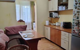 Rahova-Barnova | 2 camere | 52mp | et 8 | dec | centrala proprie | 80.000 euro - Poză 6