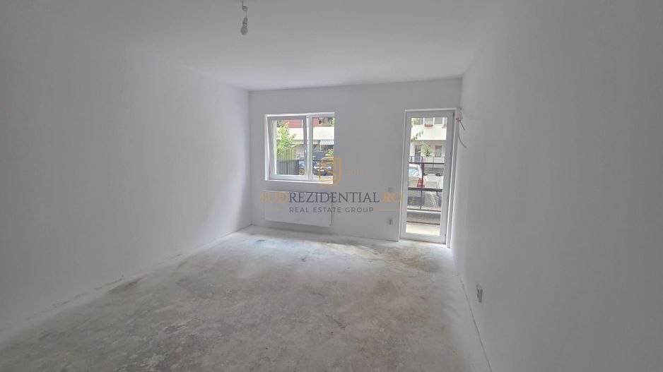 Apartament 3 camere cu curte proprie, aproape de metrou Berceni - Poză 14