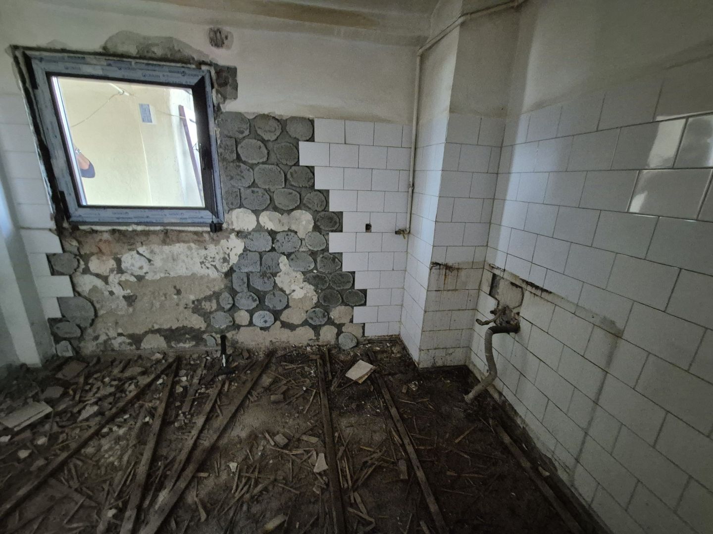 Mansarda 85,90 mp - parc Cismigiu - Poză 11