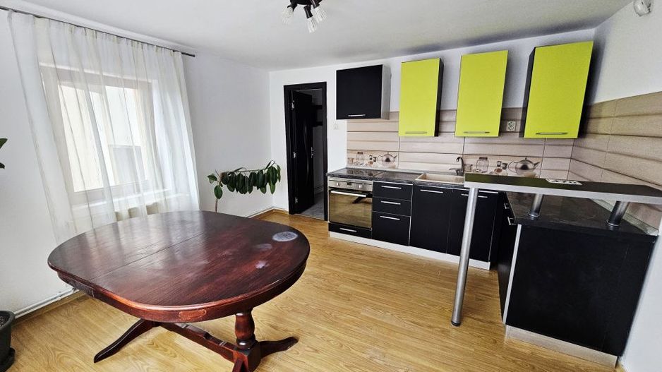 Casa eleganta,zona centrala Aiton,cu ciubar,gradina si panouri fotovoltaice - Poză 5