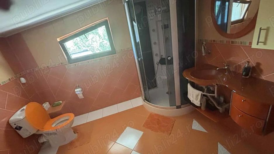 Vând casă zona Micro 17 - Poză 9