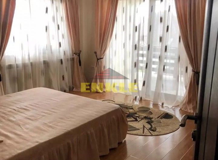 Vila 5 camere, Lebada - Poză 2