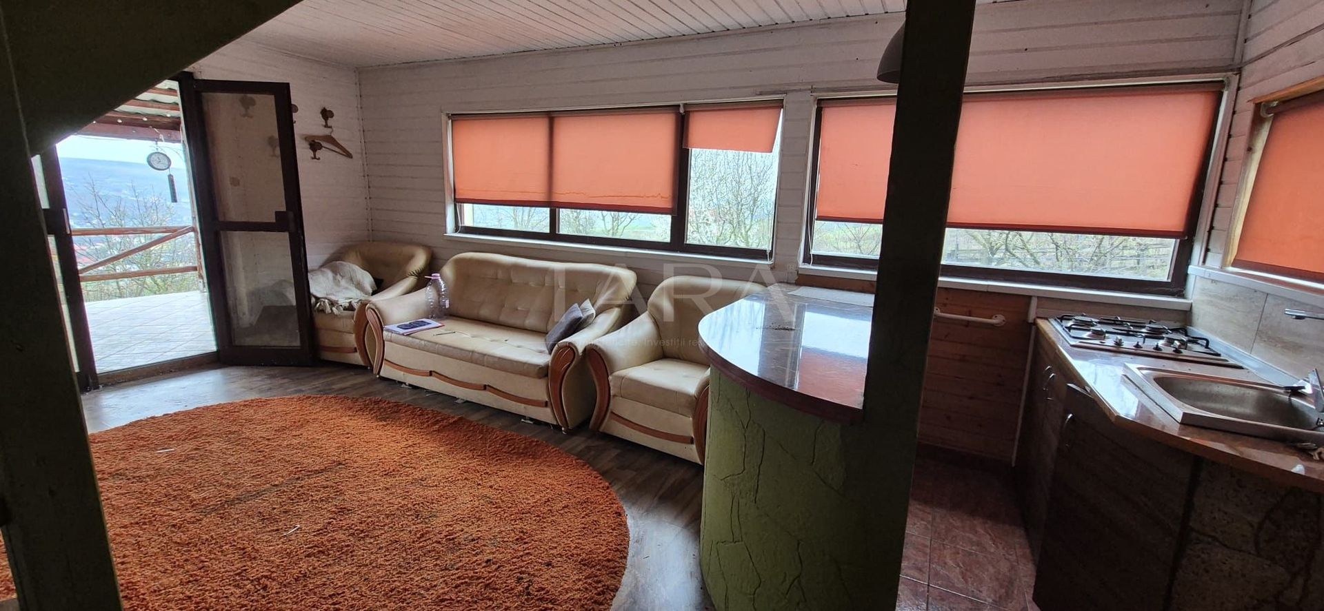 Casa de vacanta cu teren generos  Campenesti - Poză 1