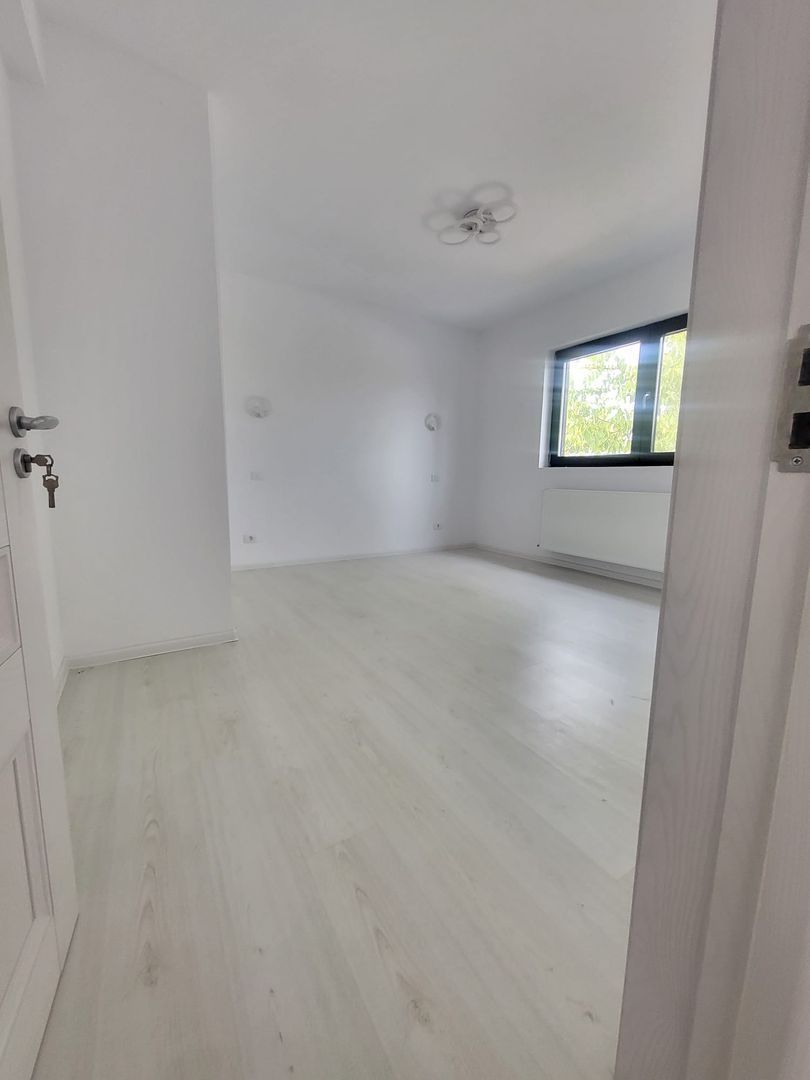 Casa Mogosoaia, constructie noua, 3 bai, zona in dezvoltare, vecini civilizati - Poză 18