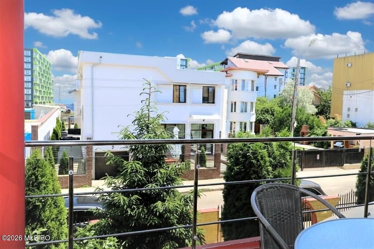 Mamaia Nord - Langa Mare, pensiune la cheie, 11 camere, 9 bai! - Poză 20