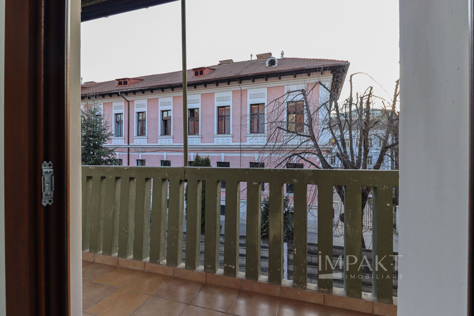 Apartament amenajat si utilizat ca si spatiu de birou aproape de Tribunal! - Poză 18