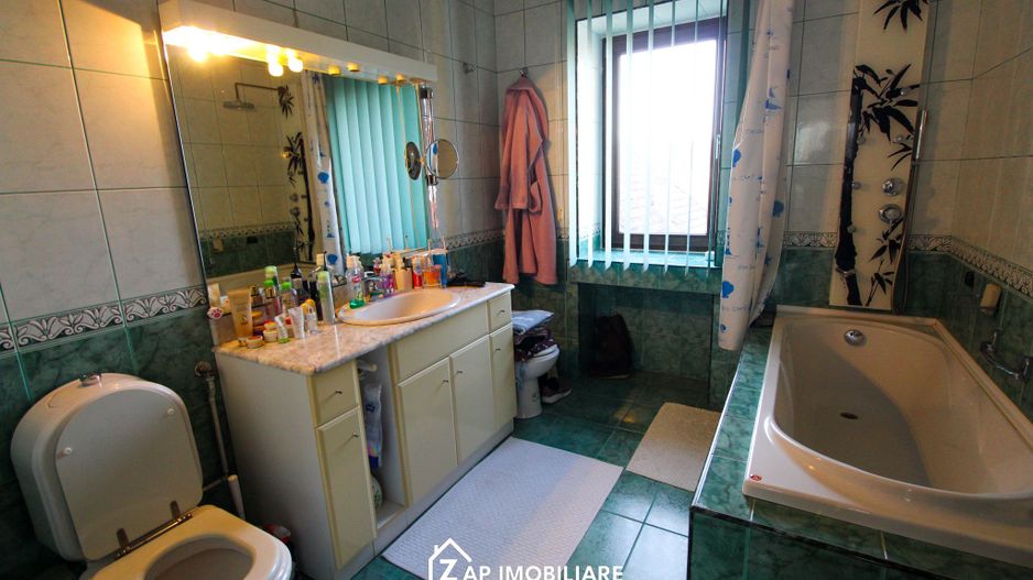 Unirii - Casa Zona Romcab -  400mp - 1259 mp teren - Garaj dublu - piscina - Poză 29