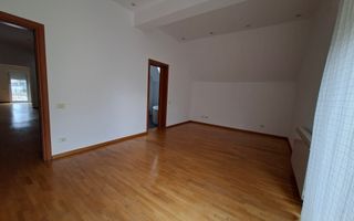 Vilă luminoasă I Gradina mare si loc de joacă privat I Iancu Nicolae - Poză 28