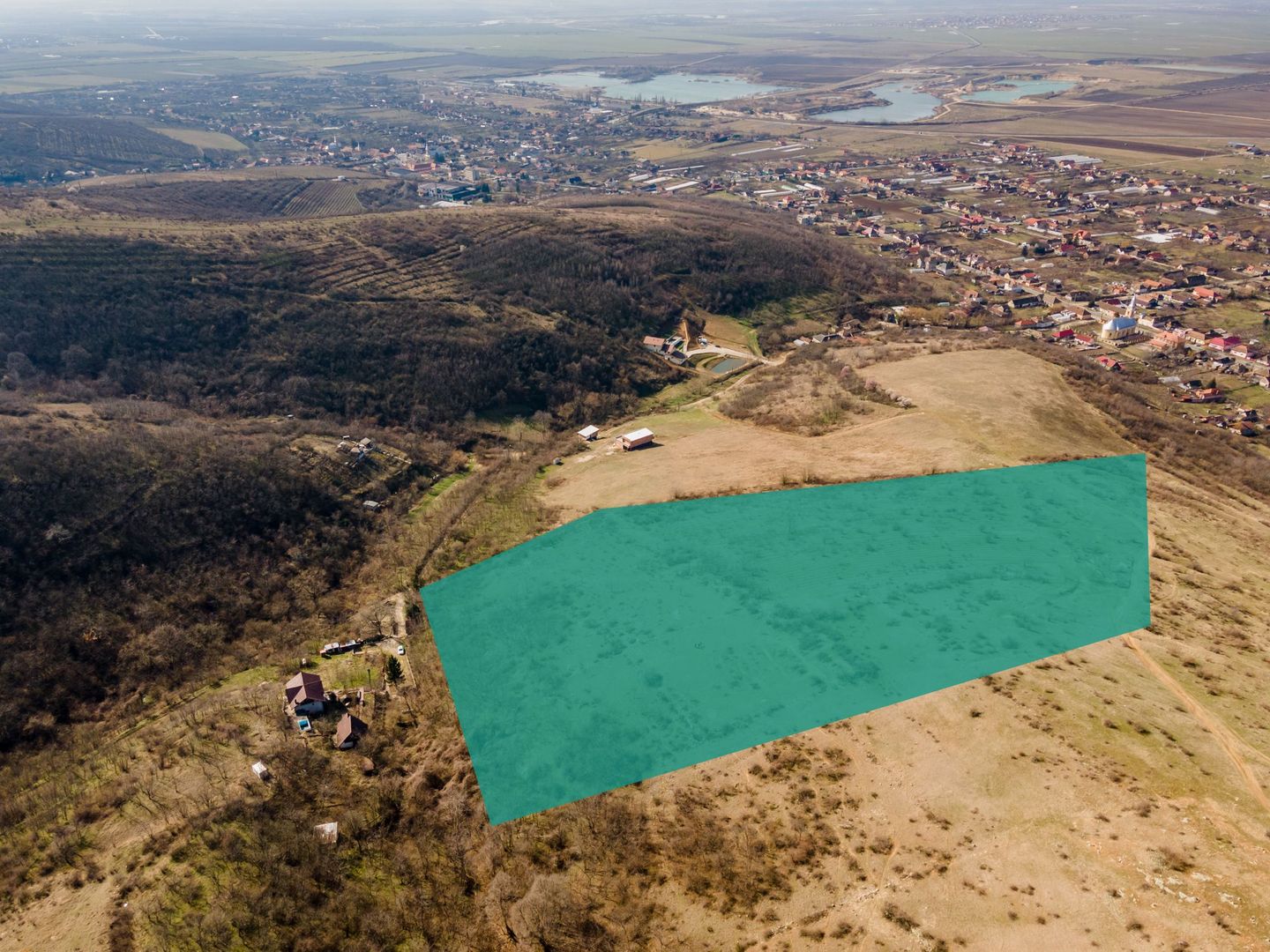 Teren extravilan aproximativ 2 ha Ghioroc - Poză 1