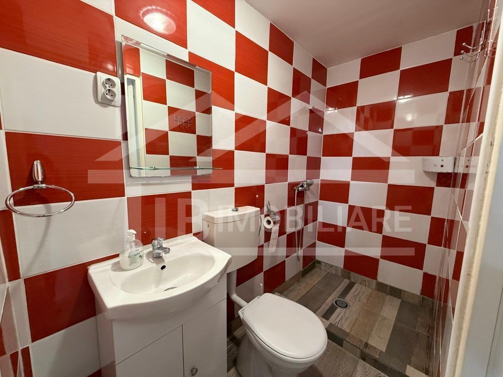 Apartament cu o camera, 40mp, Zona Semicentrala - Poză 4