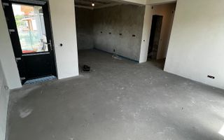 Casă de vânzare în Buituri – ideală pentru personalizare - Poză 3