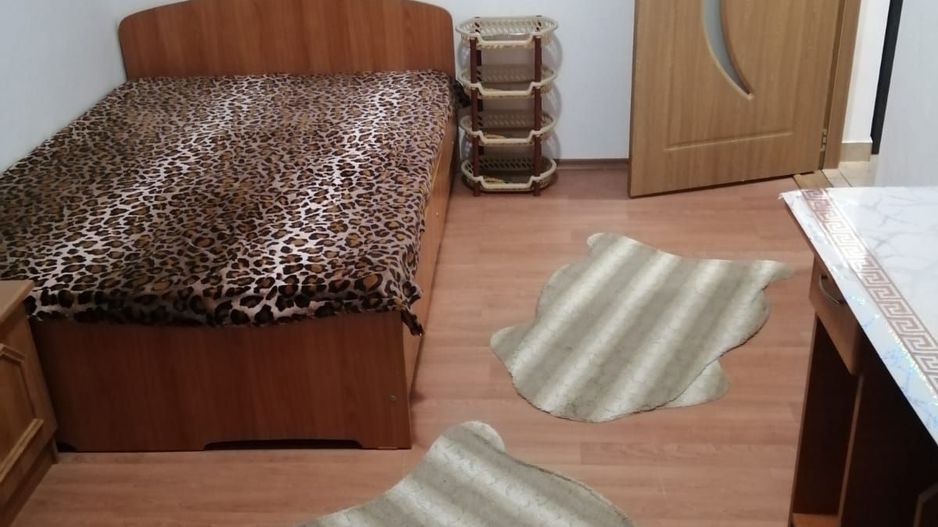 Vanzare garsoniera parter, Gavana zona Piata - Poză 7