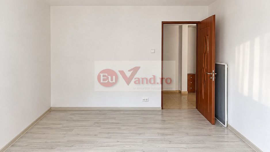 Apartament cu o camera de vanzare – Micro 40, parter, 27 mp, 33.500 E - Poză 2
