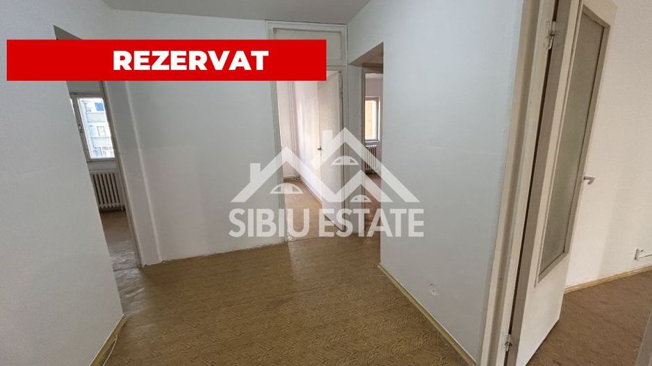 Apartament 4 camere etaj 1, Sibiu - Vasile Aaron Comision 0% - Poză 1