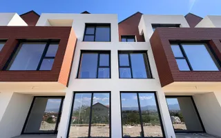 Casa de vanzare – concept modern, priveliste deosebita – 147 mp utili - Poză 12