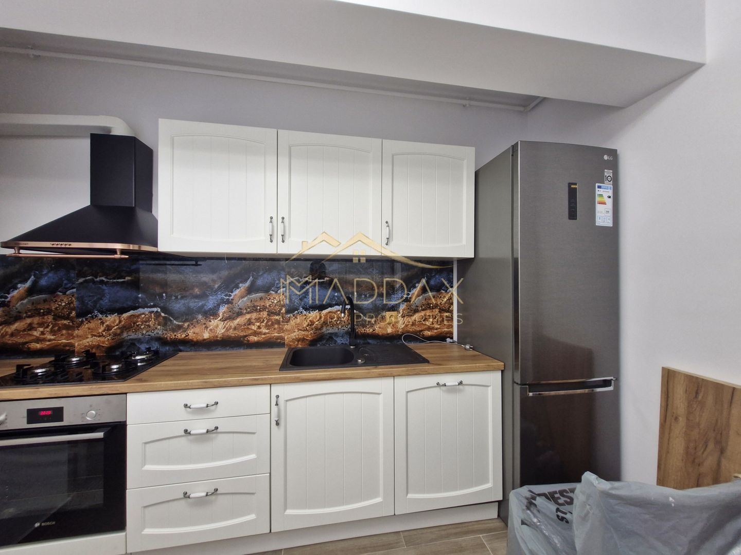 Apartament *4 camere *110mp* // Parcare - Poză 22