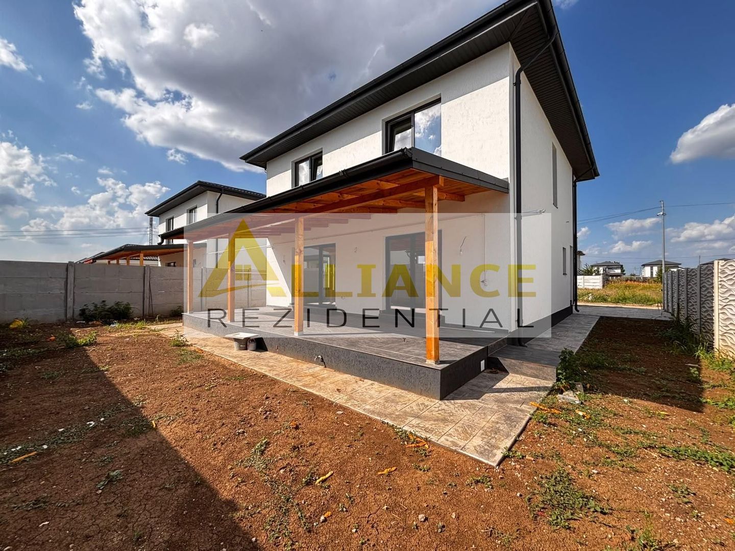 Casă individuală -5 camere | 120 metri pătrați utili  | Teren 350 mp | - Poză 2